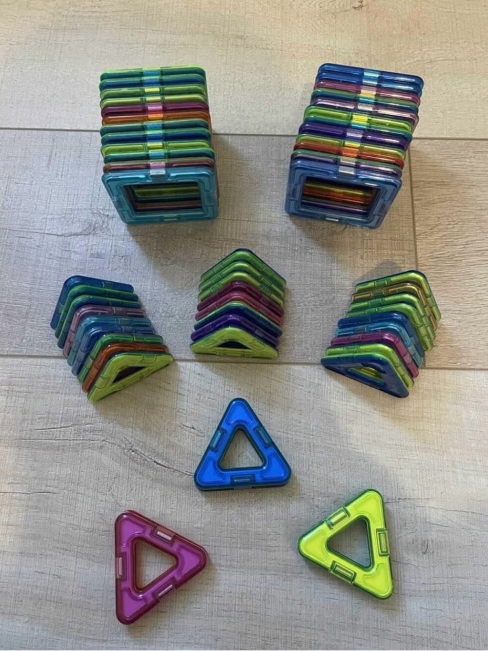 Magnetic Triangle Building Tiles - Multicolor Kids Construction Set